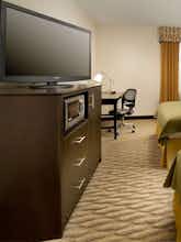 Hotel Holiday Inn Express Waldorf photo 2