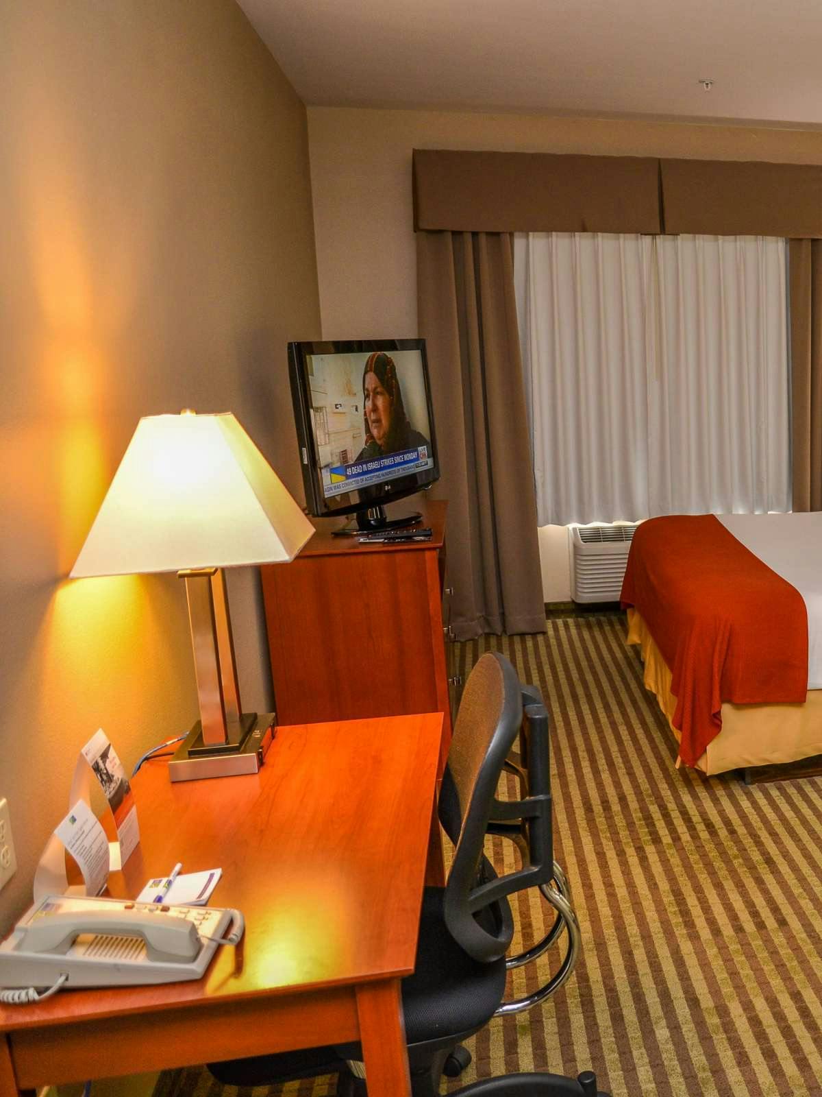 Hotel Holiday Inn Express Walla Walla photo 2