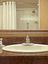 Hotel Holiday Inn Express Vancouver Metrotown Burnaby photo 4