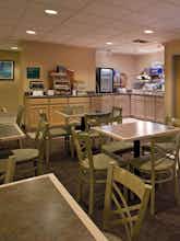 Hotel Holiday Inn Express Vermilion photo 5