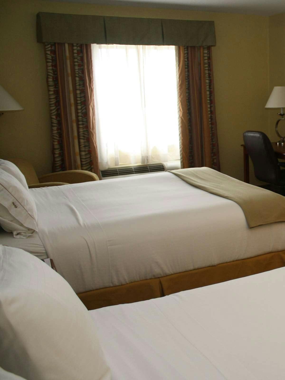 Hotel Holiday Inn Express Winfield photo 1