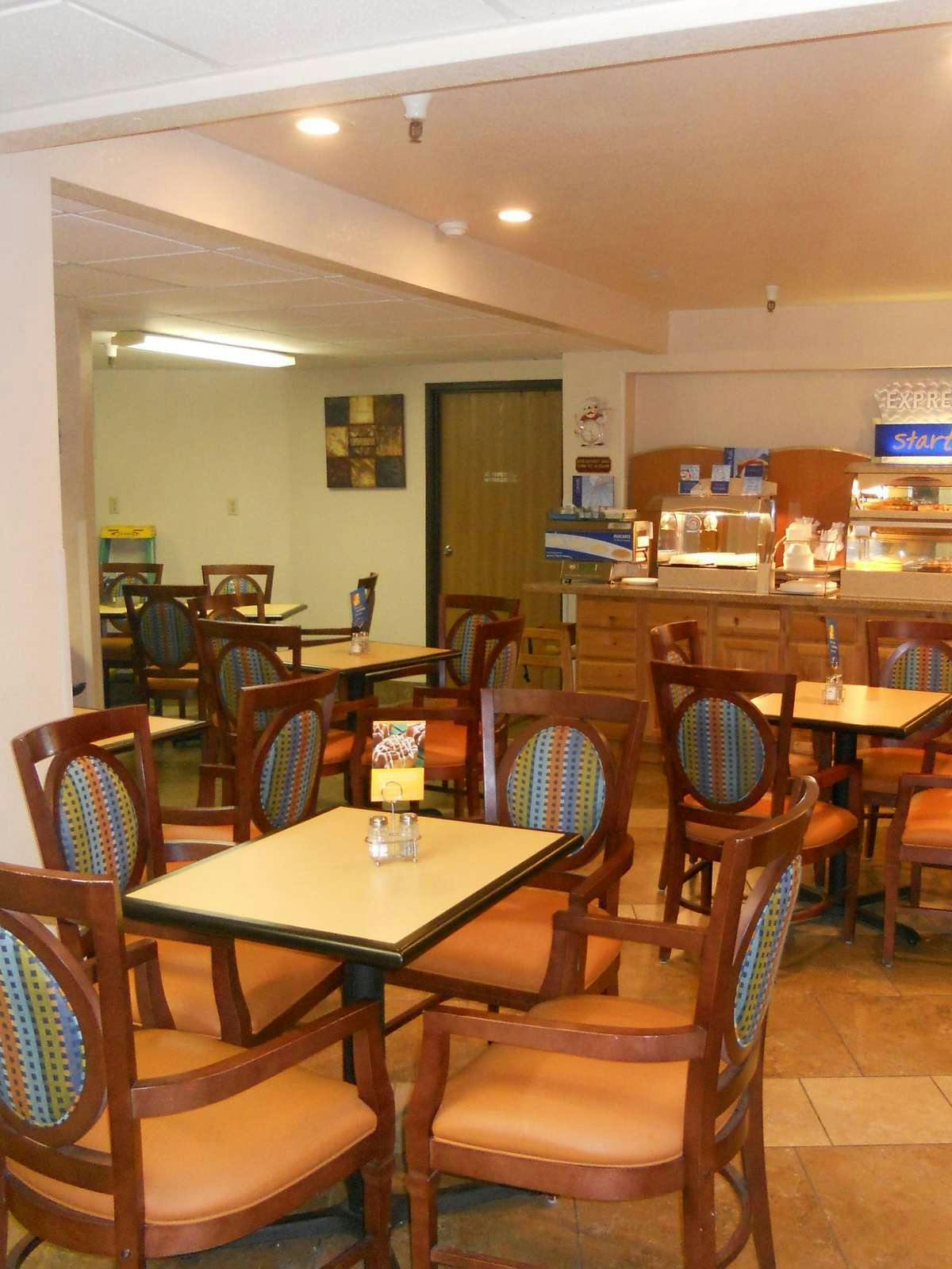 Hotel Holiday Inn Express Winnemucca photo 5