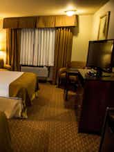 Hotel Holiday Inn Express Wisconsin Dells photo 2