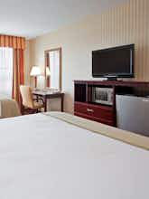 Hotel Holiday Inn Express Wixom photo 2