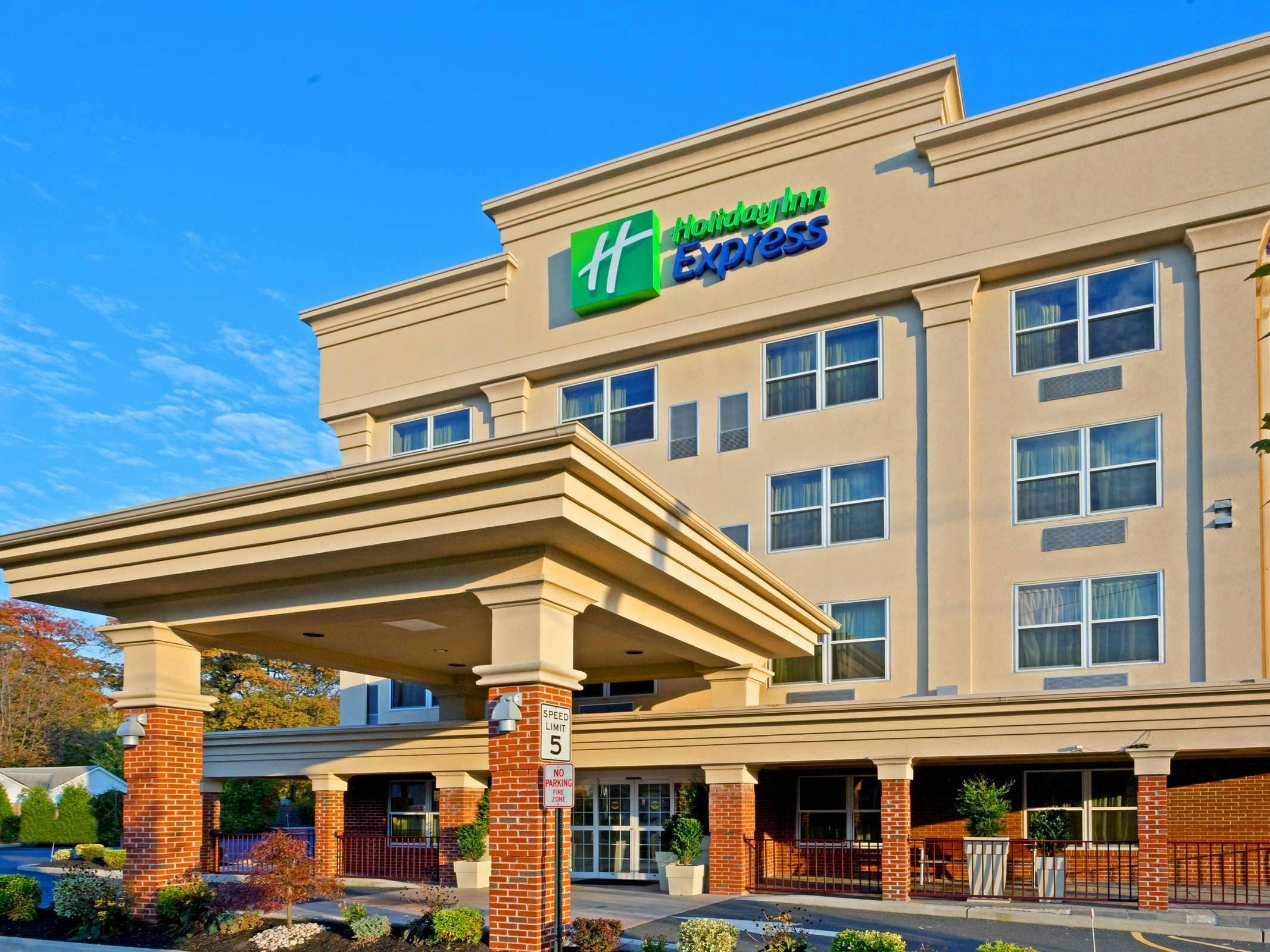 Holiday Inn Express Woodbridge