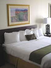 Hotel Holiday Inn Express Wilkesboro photo 1