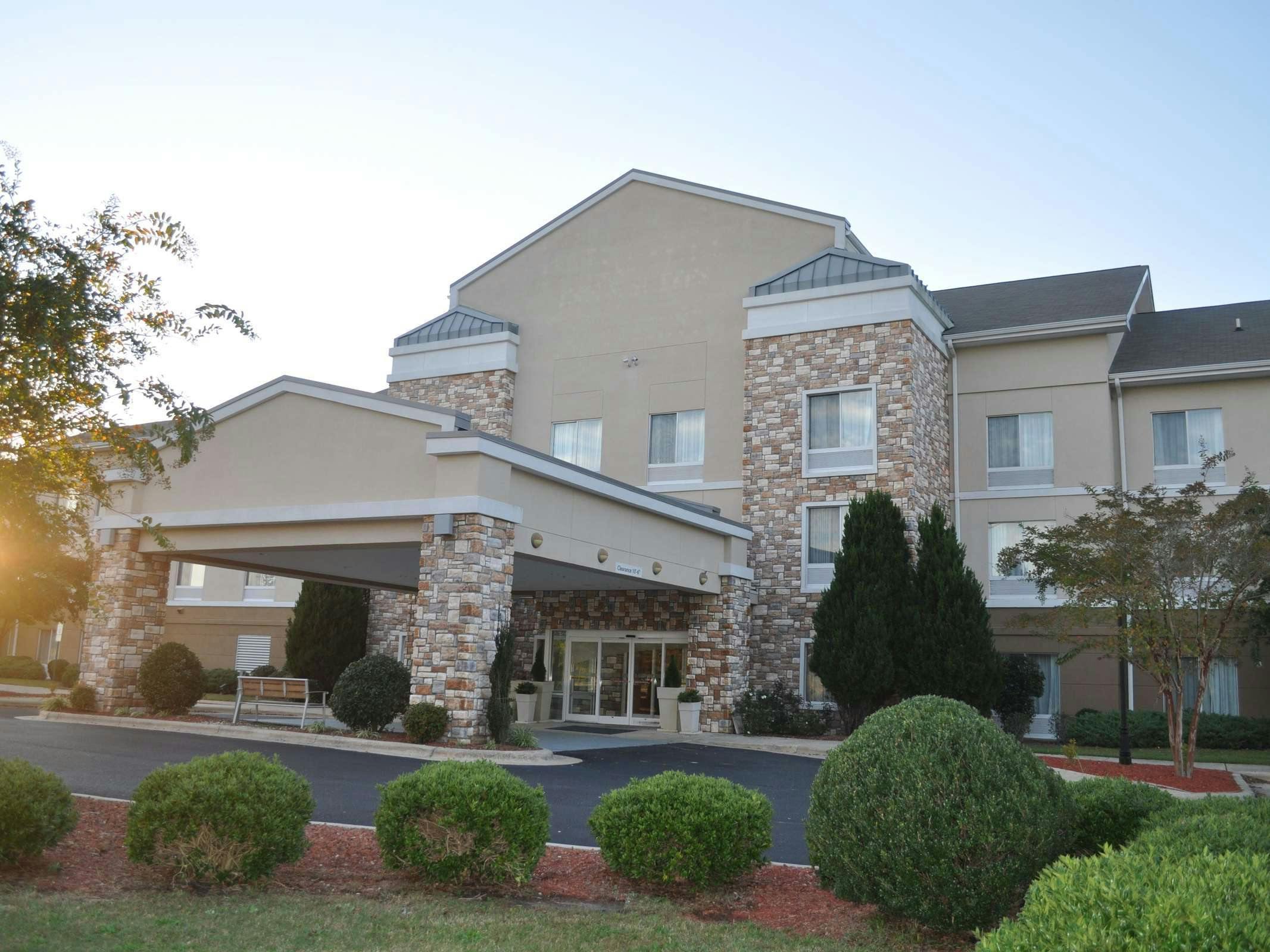 Holiday Inn Express Williamston