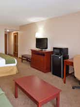 Hotel Holiday Inn Express Wilmington photo 3