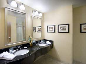 Hotel Holiday Inn Fort Wayne IPFW & Coliseum photo 3