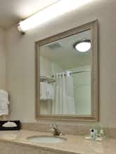 Hotel Holiday Inn Hotel & Suites Bakersfield photo 3