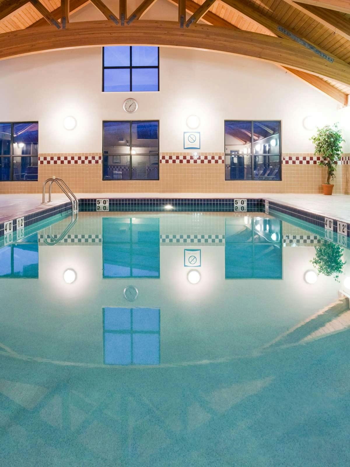 Hotel Staybridge Suites Middleton/Madison West photo 2