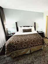 Hotel Staybridge Suites Minot photo 1