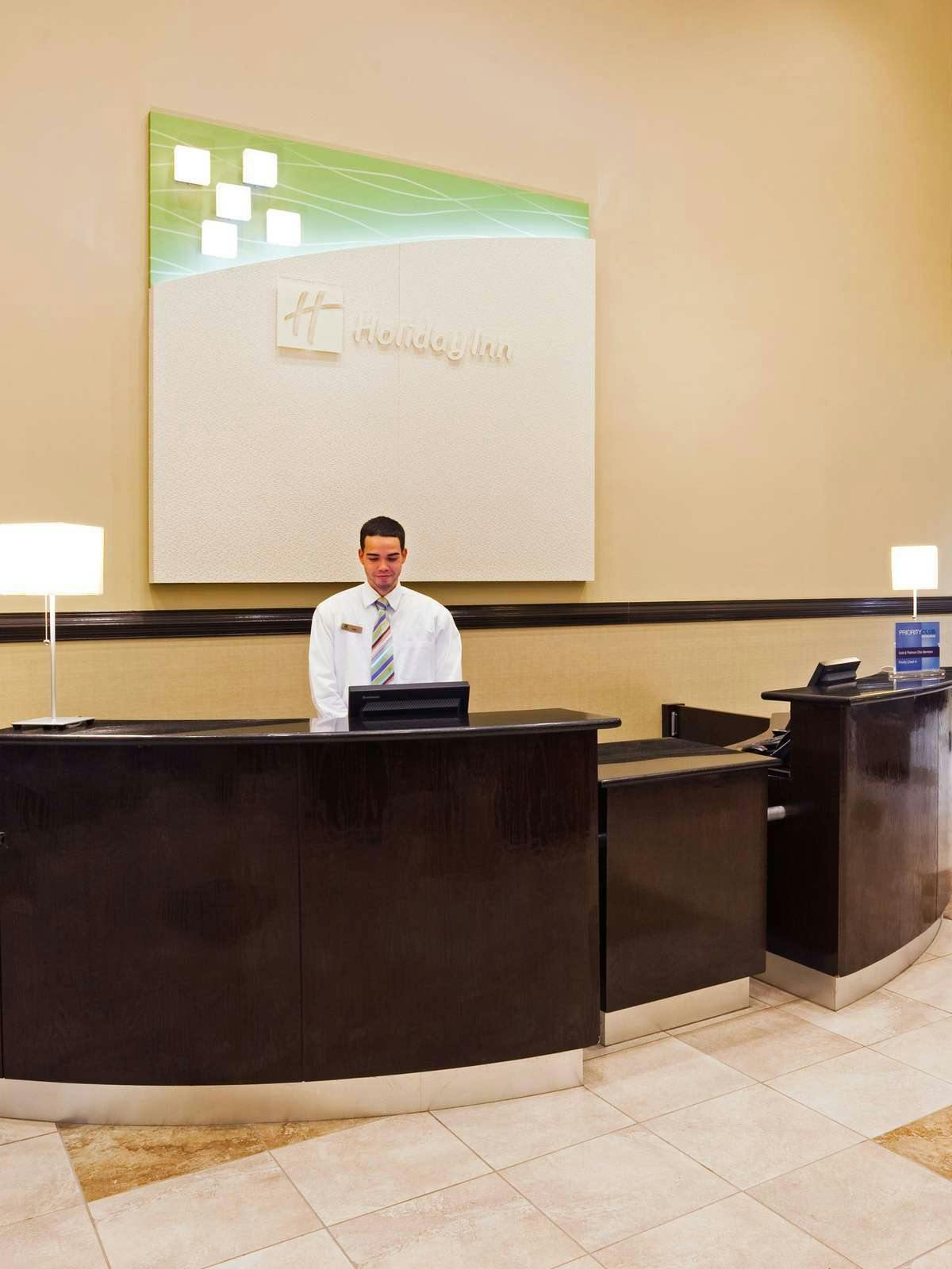 Hotel Holiday Inn Hotel & Suites Beaufort photo 4