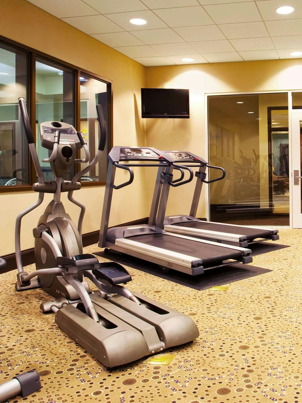 Hotel Holiday Inn Hotel & Suites Bloomington Airport photo 5