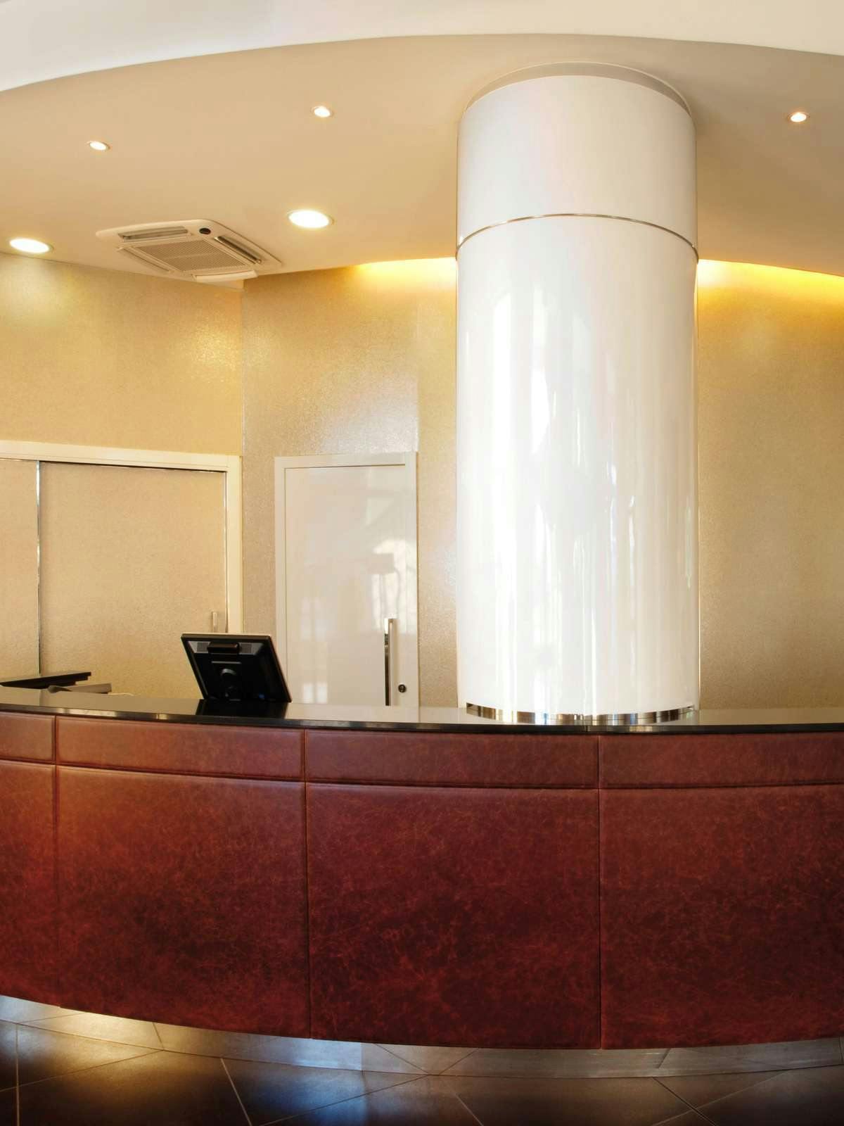 Hotel Holiday Inn Genoa City photo 5