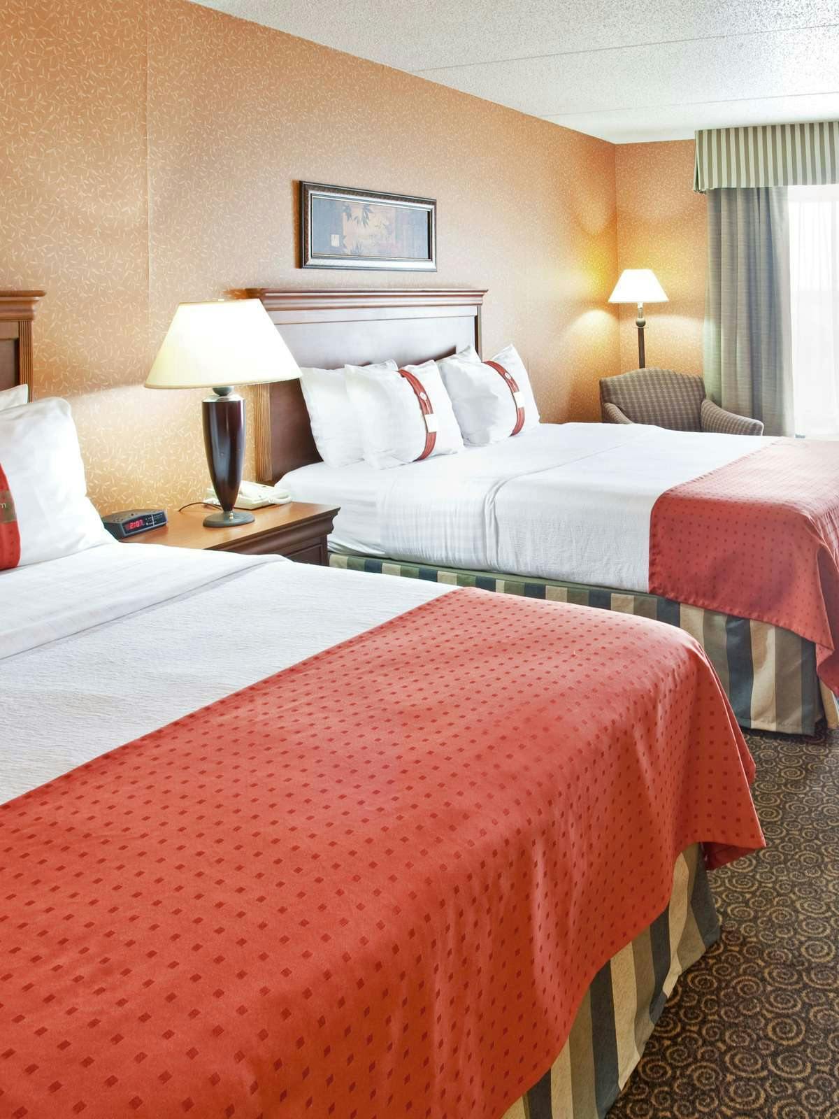 Hotel Holiday Inn Hotel & Suites Bolingbrook photo 1