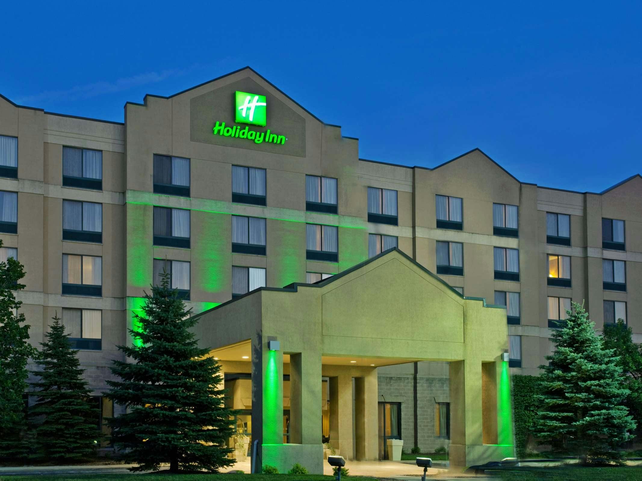 Holiday Inn Hotel & Suites Bolingbrook