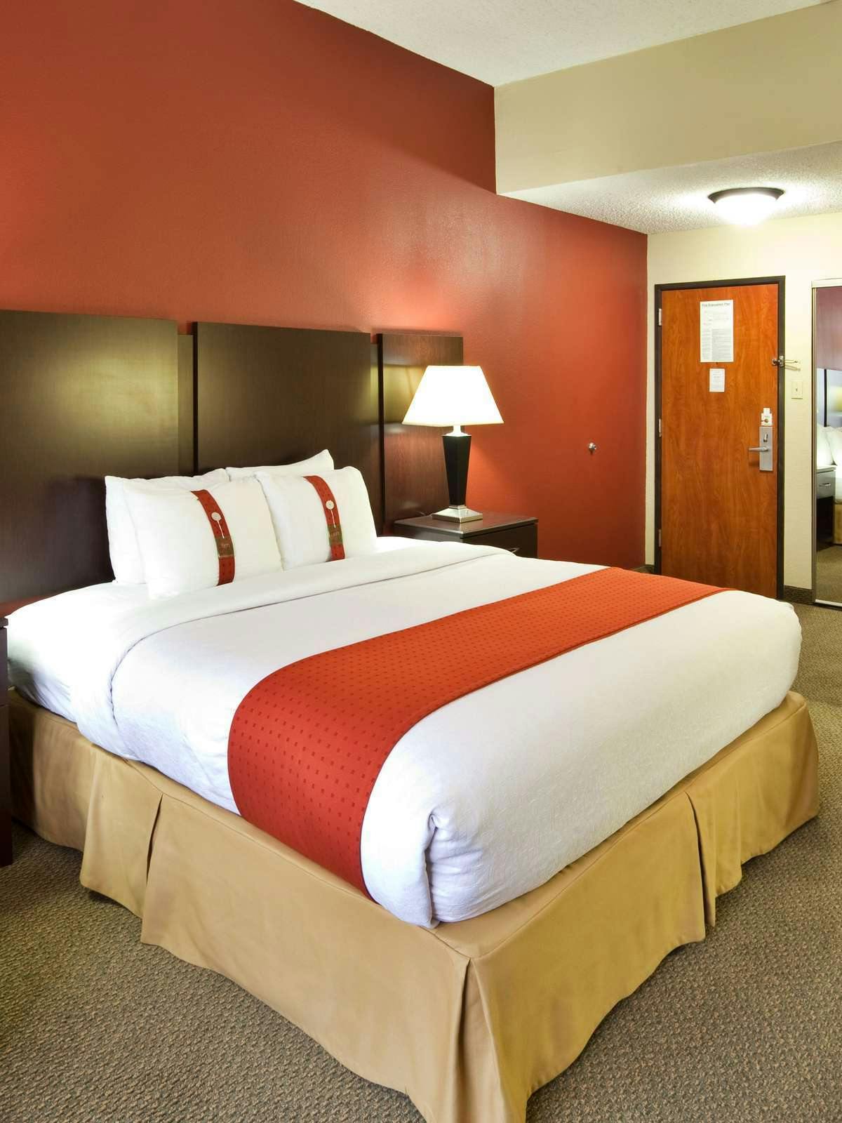 Hotel Holiday Inn Hotel & Suites Mesa photo 1