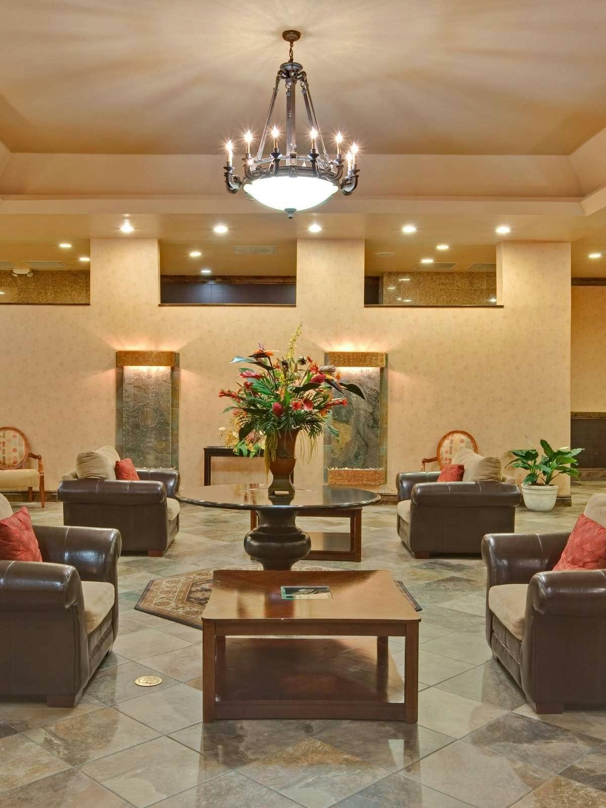 Hotel Holiday Inn Hotel & Suites Mesa photo 3