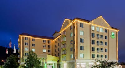 Holiday Inn Express And Suites Asheville Downtown