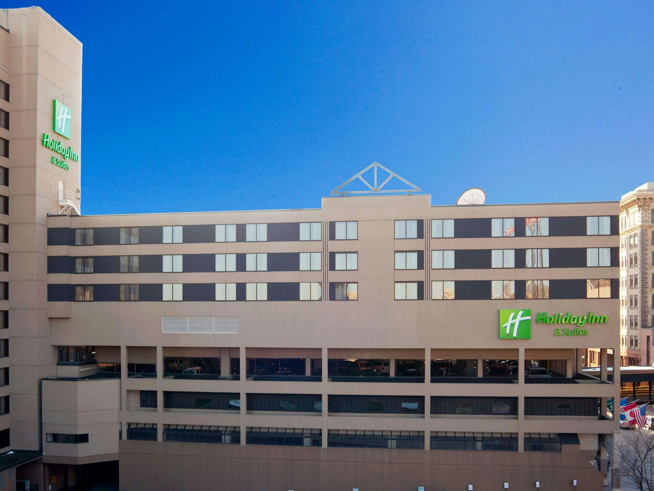 Holiday Inn Hotel & Suites Duluth Downtown