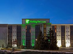 Holiday Inn & Suites Cincinnati-Eastgate (I-275e)