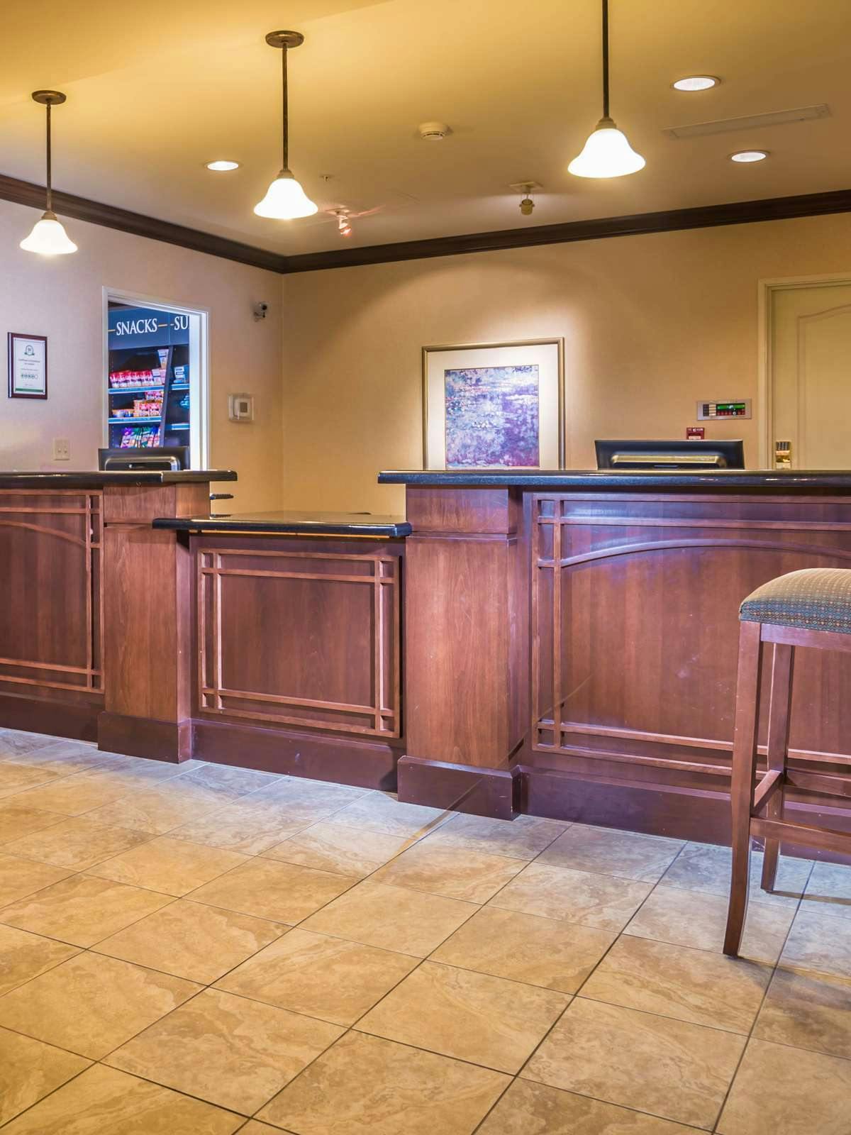 Hotel Staybridge Suites Maumee photo 5