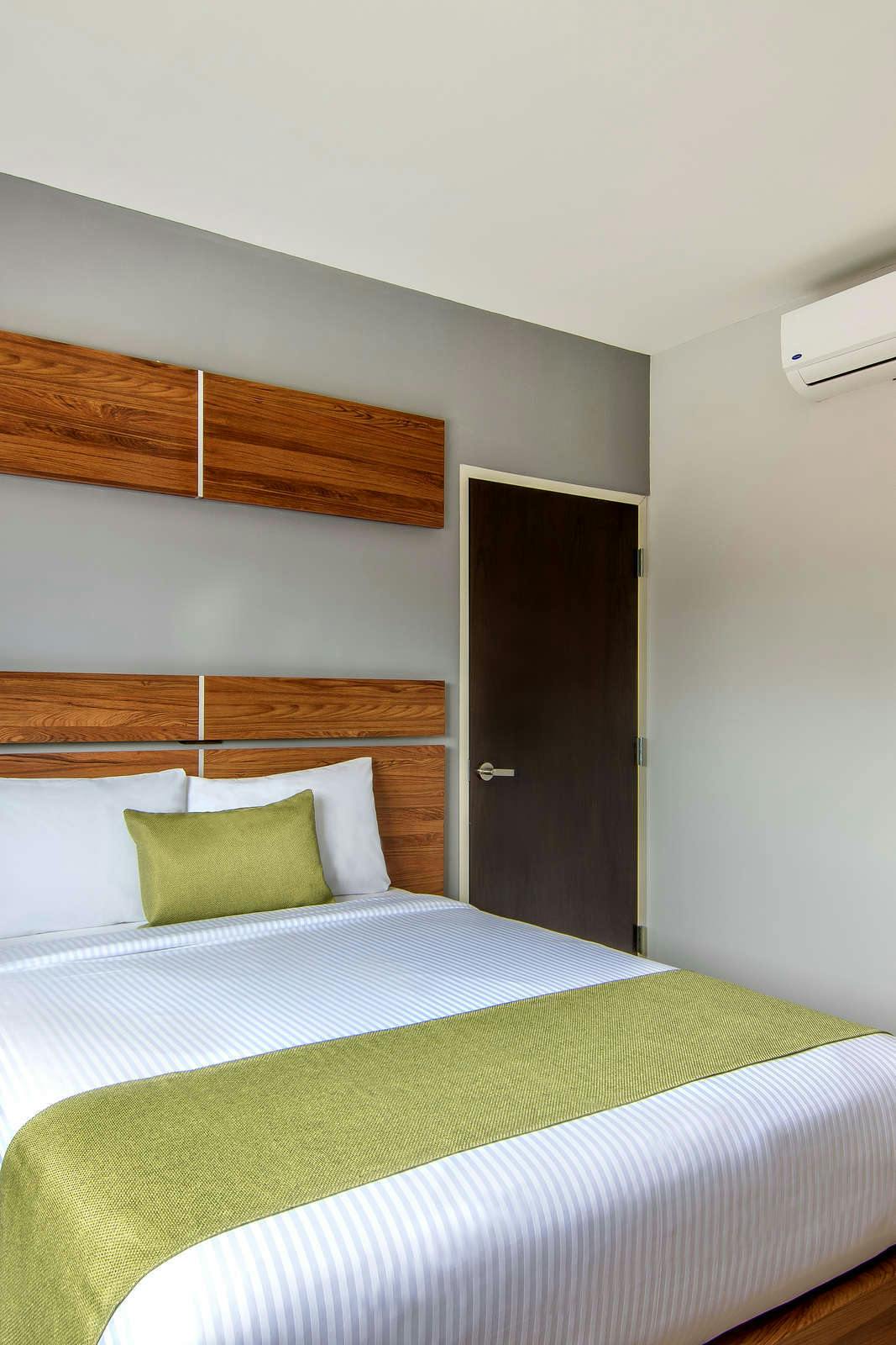 Hotel Sleep Inn Tijuana photo 2