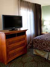 Hotel Staybridge Suites Maple Grove photo 2