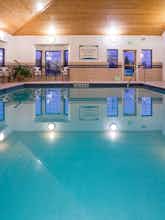 Hotel Staybridge Suites Maple Grove photo 4