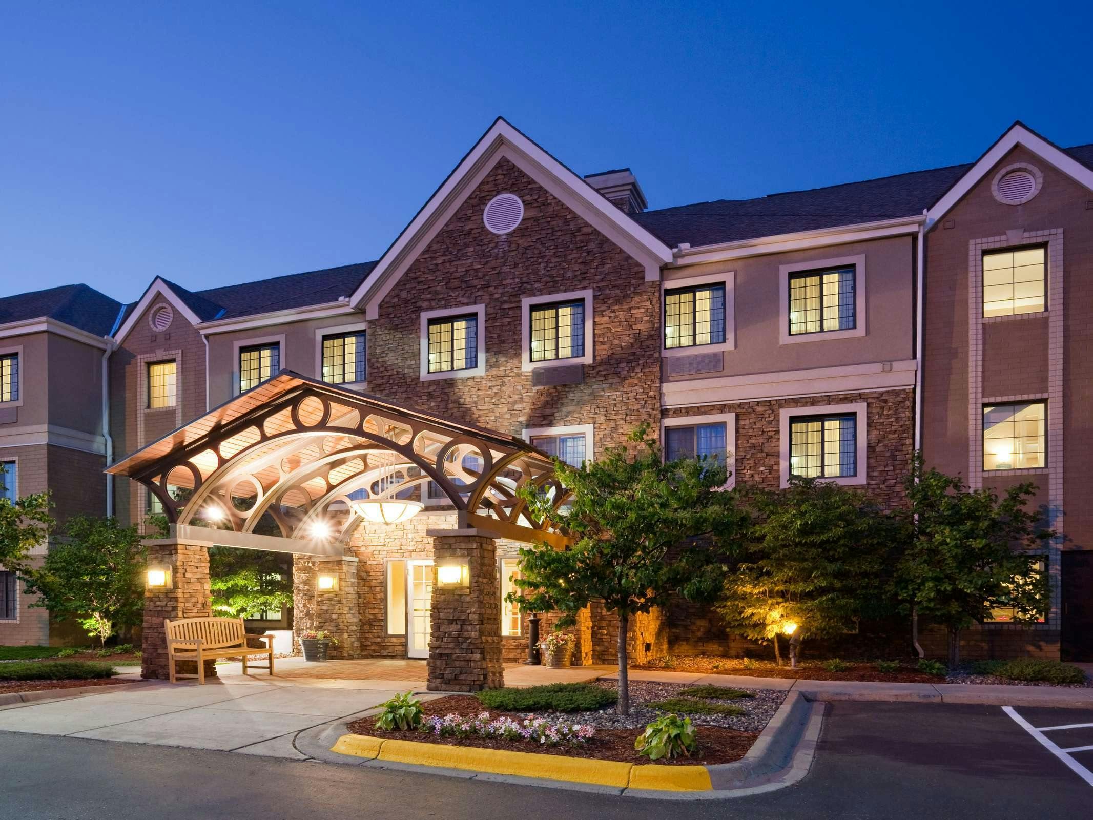 Staybridge Suites Maple Grove