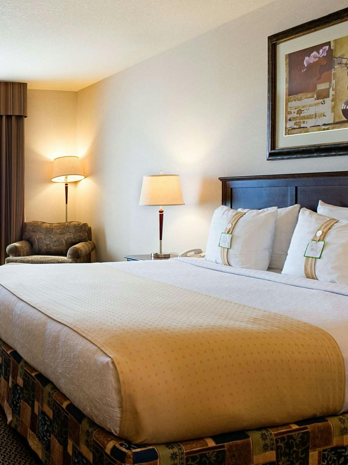 Hotel Holiday Inn Hotel & Suites West Edmonton photo 2