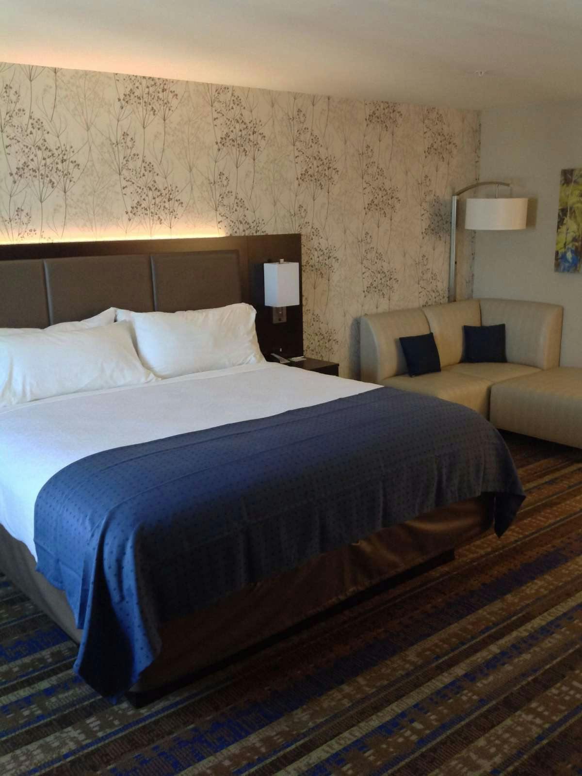 Hotel Holiday Inn Hotel & Suites Tupelo North photo 1