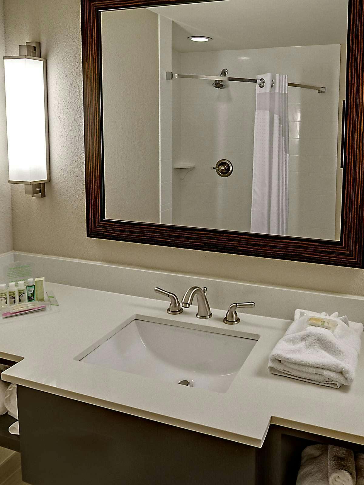Hotel Holiday Inn Hotel & Suites Tupelo North photo 3