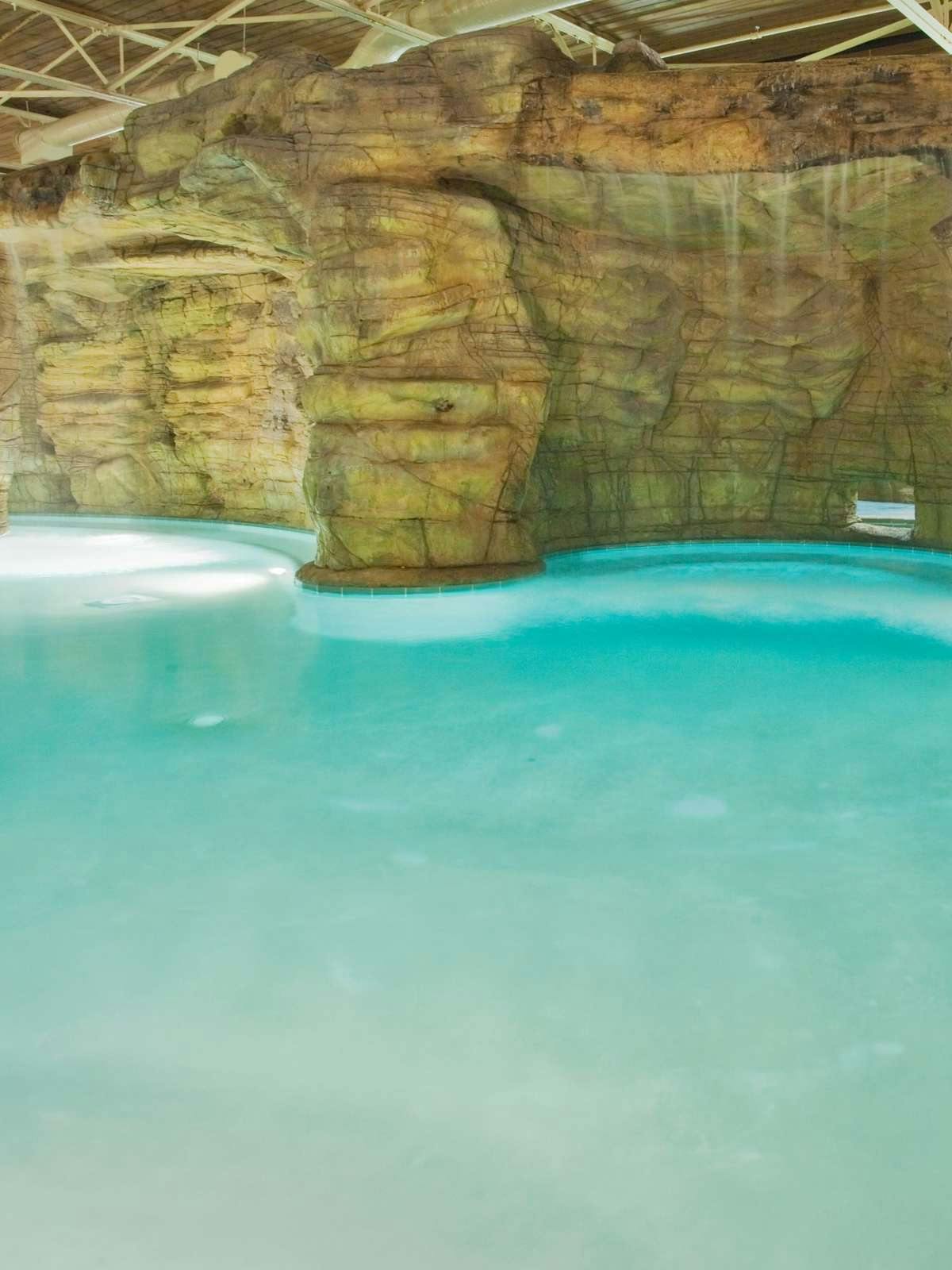 Hotel Holiday Inn & Suites Virginia Beach - North Beach, an IHG Hotel photo 5