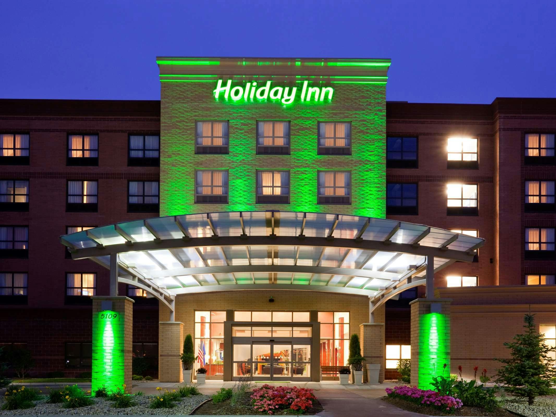 Holiday Inn Madison At The American Center