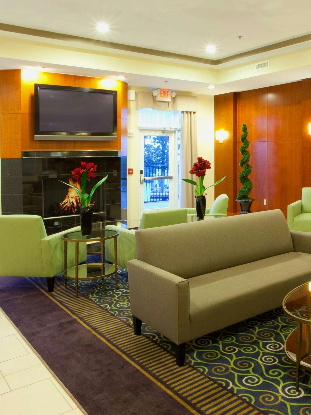 Hotel Holiday Inn Manassas Battlefield photo 3