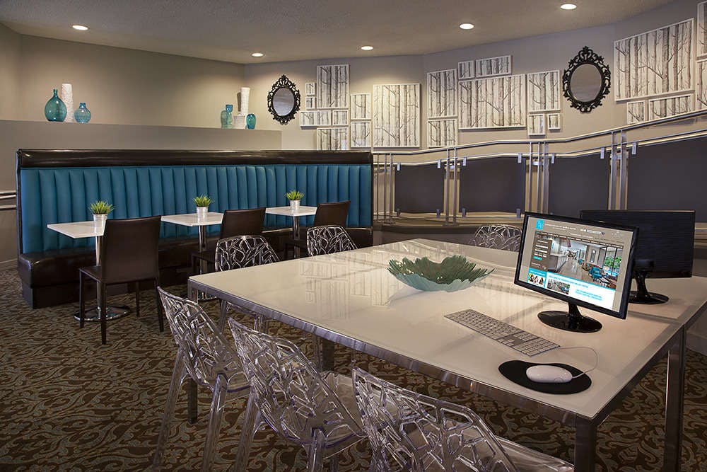 Hotel Toronto Don Valley Hotel & Suites photo 2