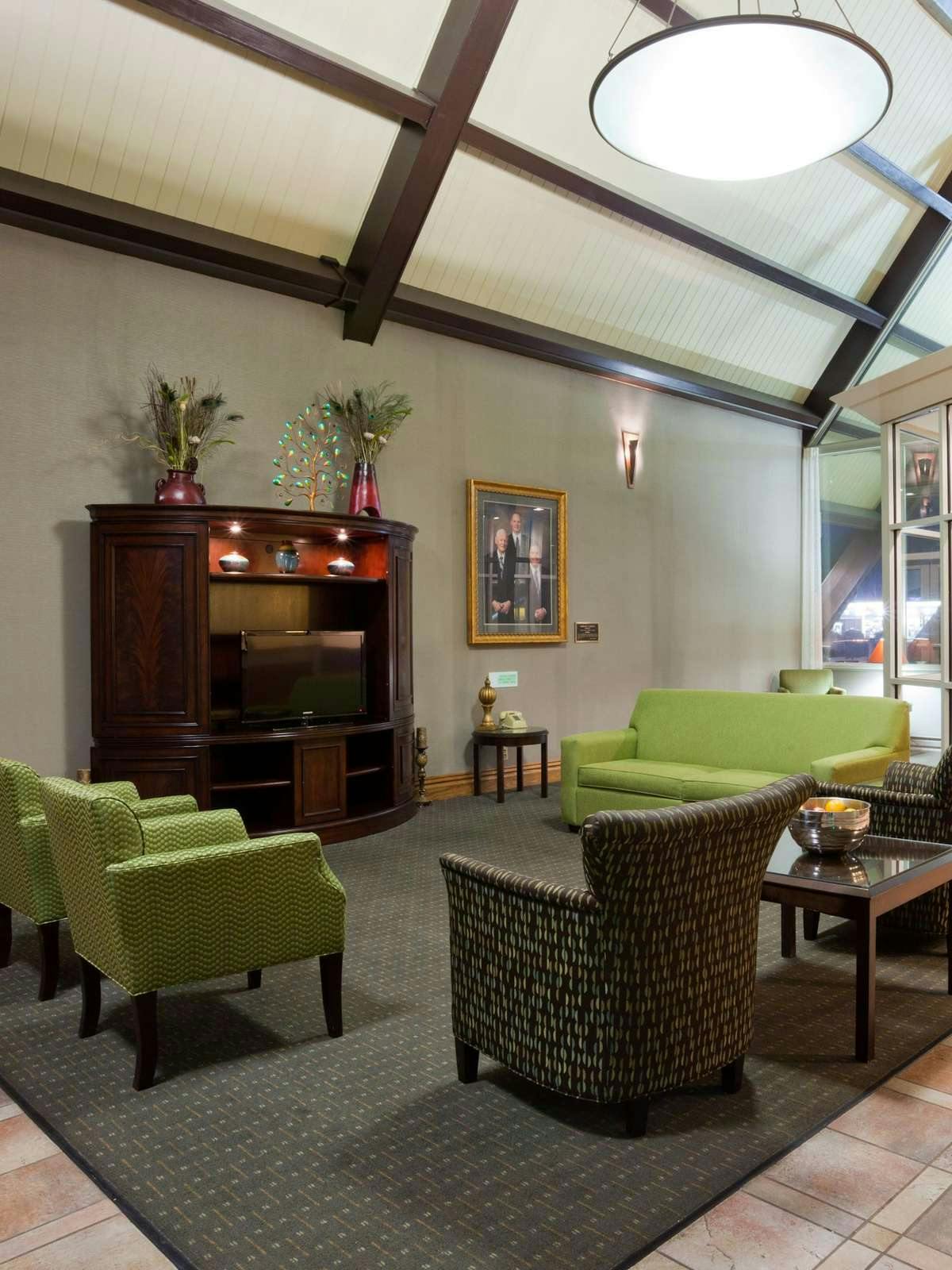 Hotel Holiday Inn Marquette photo 3