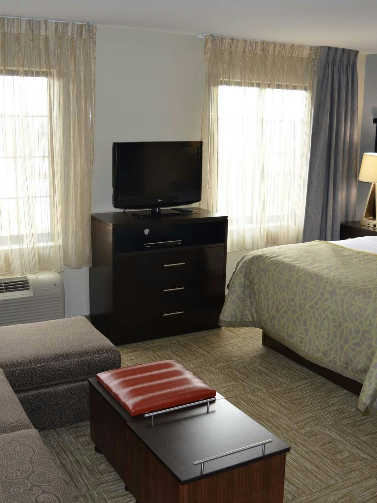 Hotel Staybridge Suites Bowling Green photo 2