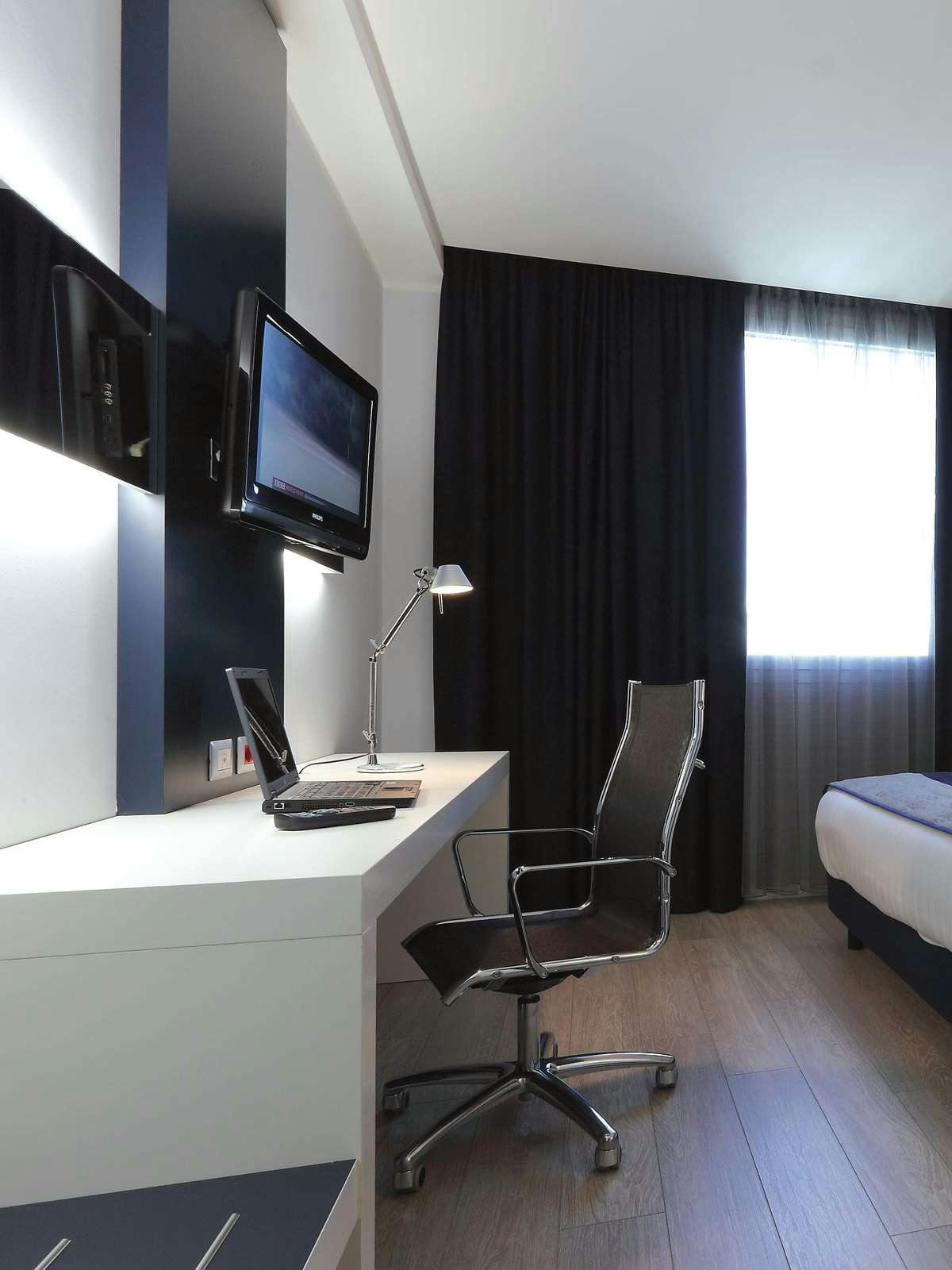 Hotel Holiday Inn Milano Nord photo 3