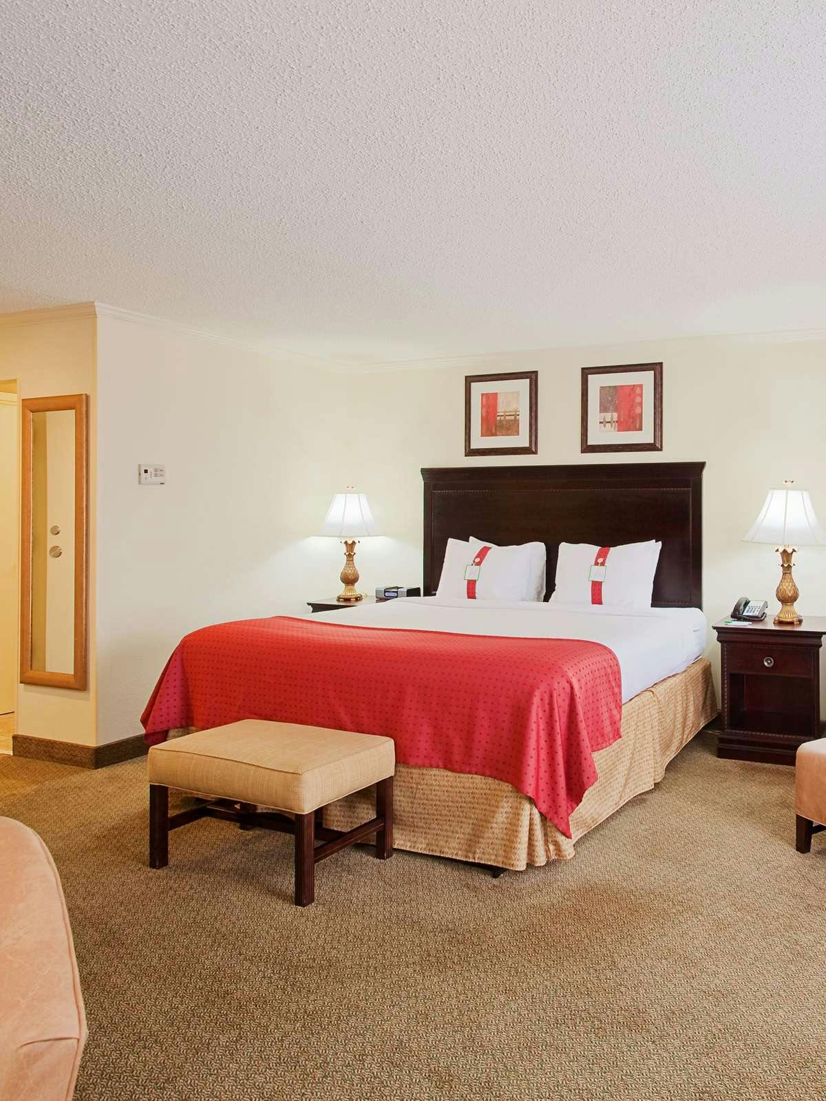 Hotel Holiday Inn Mobile Historic District photo 2