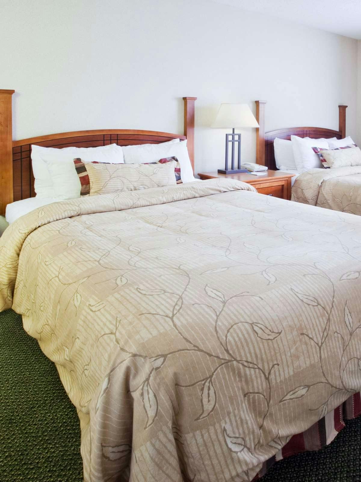 Hotel Staybridge Suites Grand Rapids Kentwood photo 1