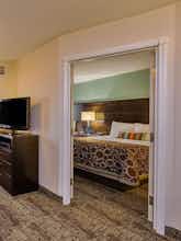 Hotel Staybridge Suites Bismarck photo 1