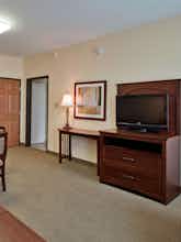 Hotel Staybridge Suites Glendale photo 2
