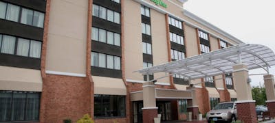 Holiday Inn New London