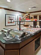 Hotel Staybridge Suites Fort Wayne photo 4