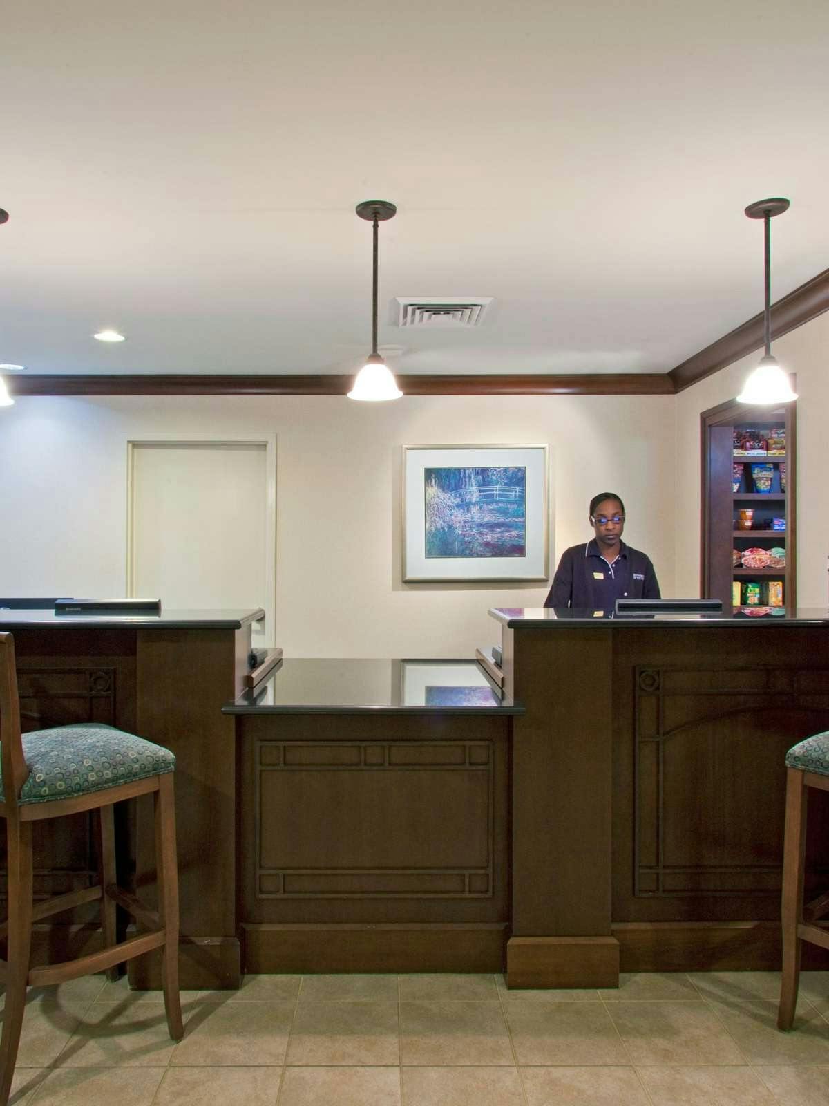 Hotel Staybridge Suites Fort Wayne photo 3