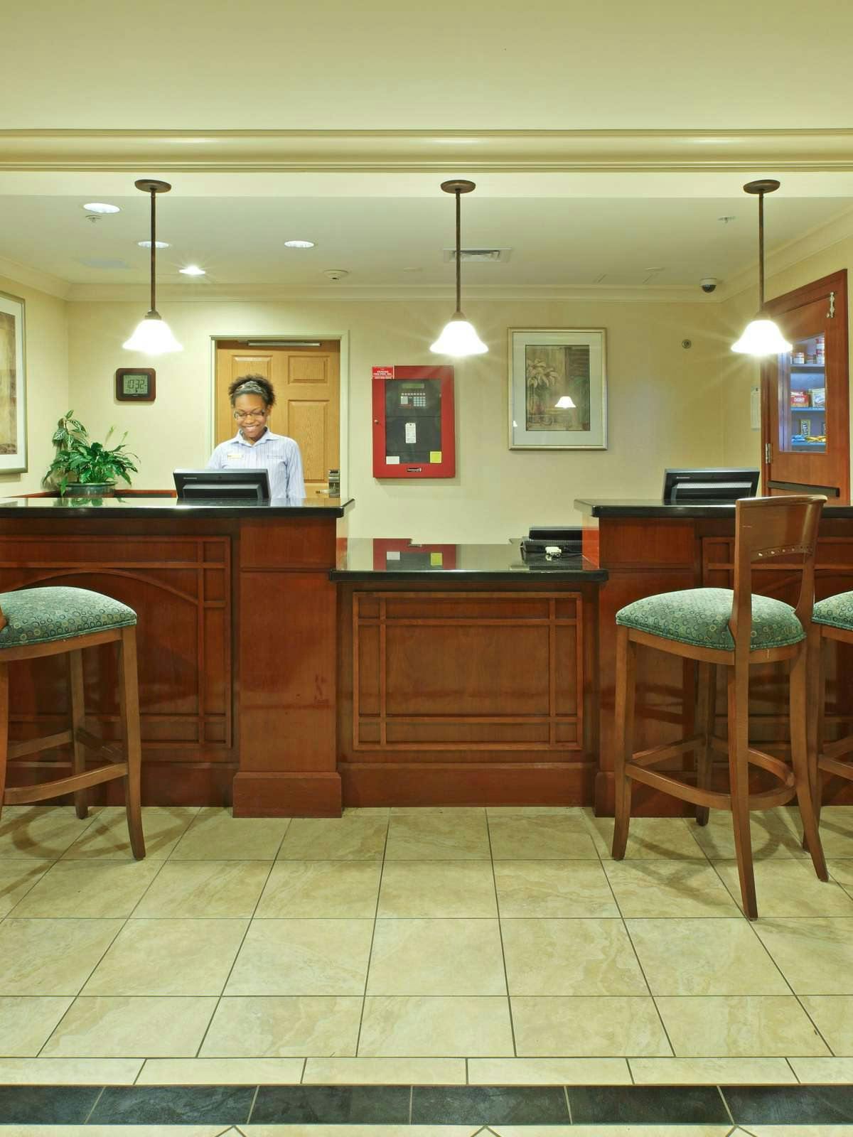 Hotel Staybridge Suites Fayetteville U of A photo 4