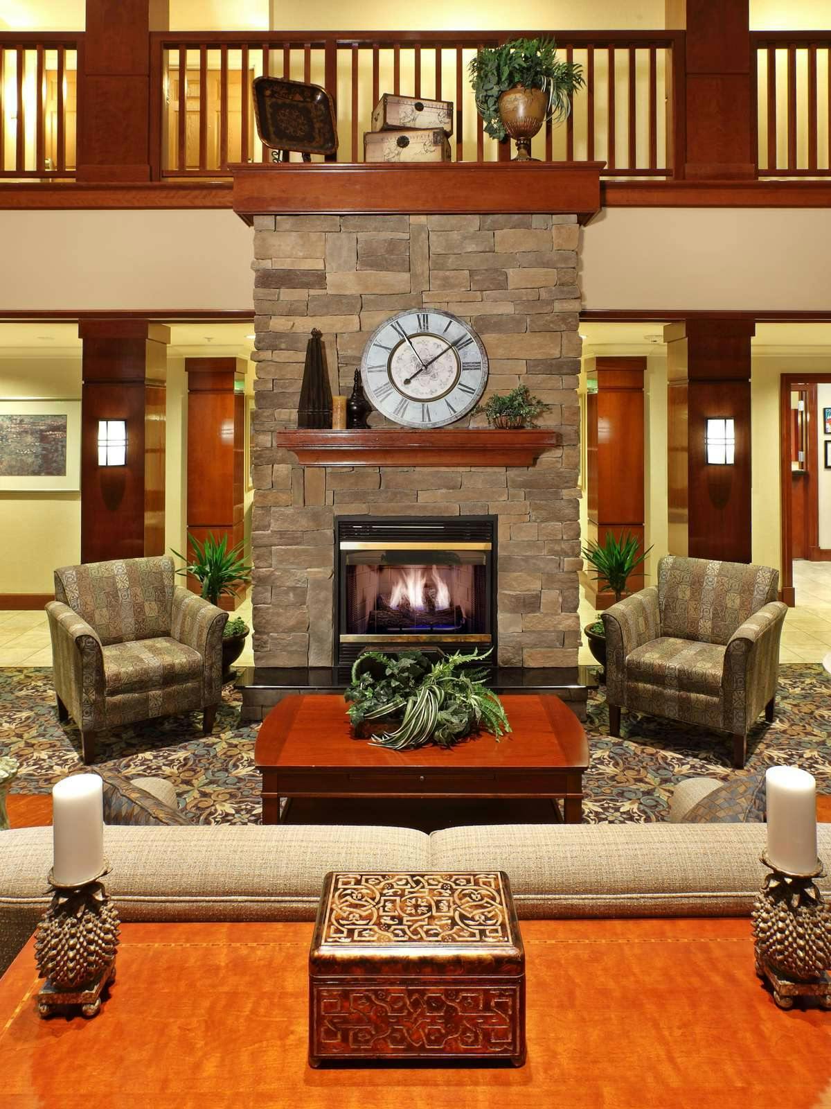 Hotel Staybridge Suites Fayetteville U of A photo 3